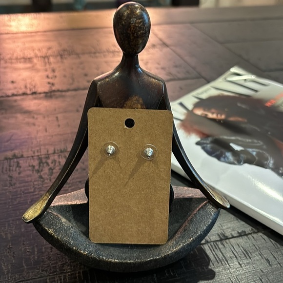 Boutique Acrylic Sugar Skull Printed Dia De Los Muertos Dangle Pierced Earrings‌ - Picture 3 of 4